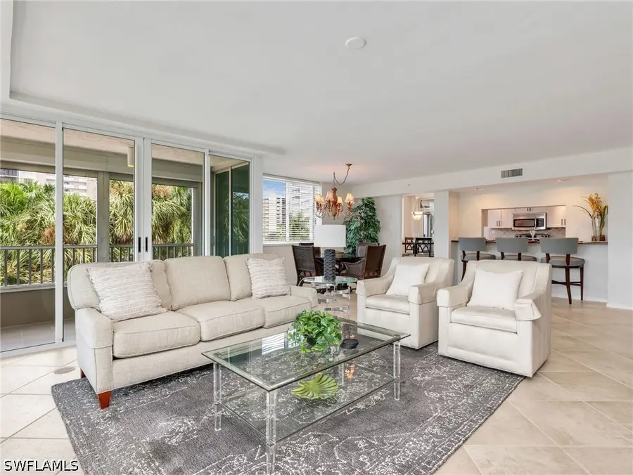 25 Bluebill Avenue #204, Naples, FL 34108 - #3
