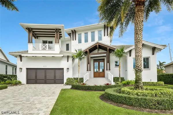 689 Pelican Court, Marco Island, FL 34145