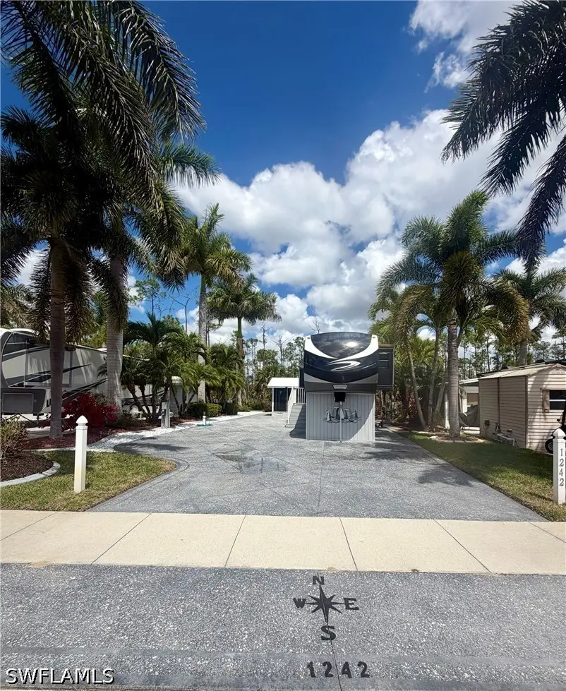 1242 Diamond Lake Circle, Naples, FL 34114 - #1