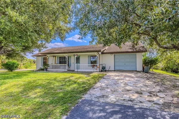 3810 24th Avenue Ne, Naples, FL 34120