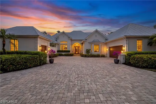 1675 Murex Lane, Naples, FL 34102