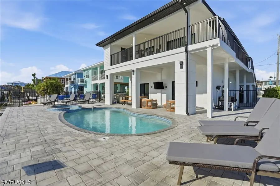 910 3rd Street, Fort Myers Beach, FL 33931 - #2