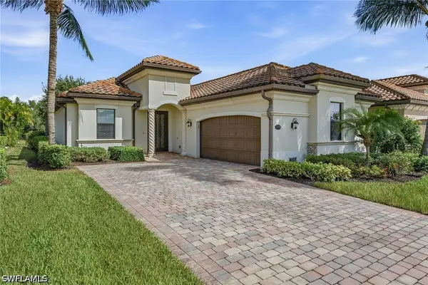 2870 Aviamar Circle, Naples, FL 34114