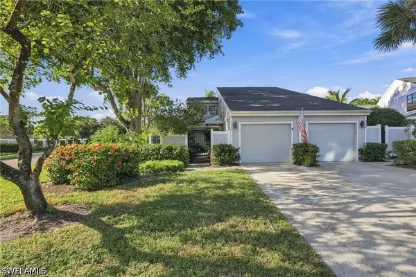 112 Woodshire Lane #13, Naples, FL 34105