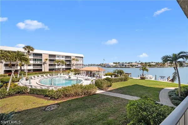 3000 Gulf Shore Boulevard N #214, Naples, FL 34103