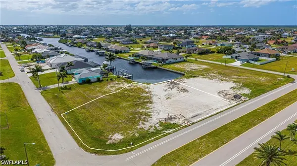 3604 Gulfstream Parkway, Cape Coral, FL 33993