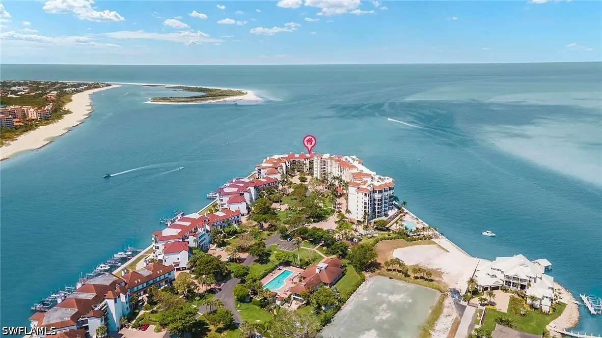 625 La Peninsula Boulevard #625, Naples, FL 34113 - #1