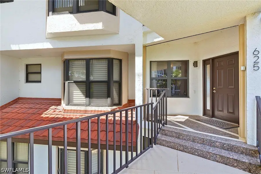 625 La Peninsula Boulevard #625, Naples, FL 34113 - #2