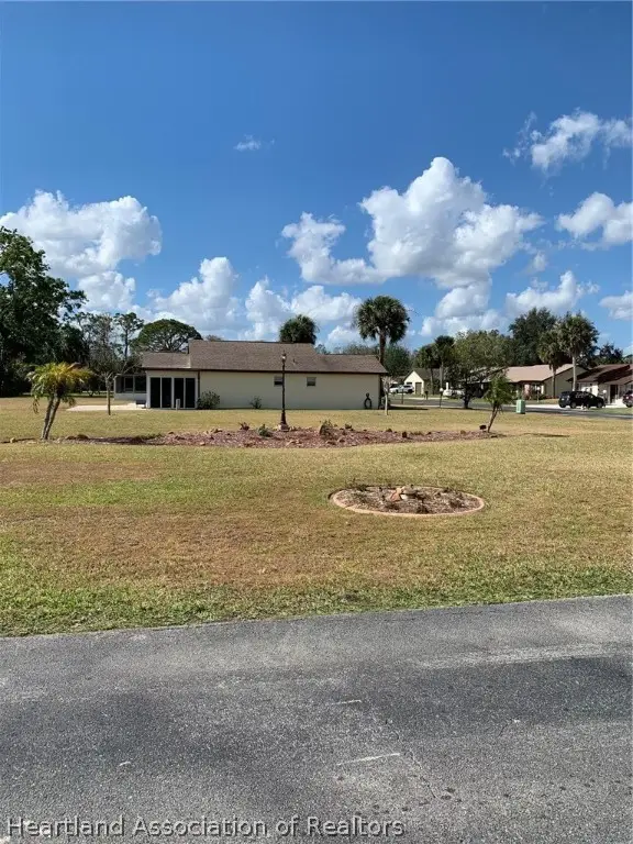 76 Venetian Parkway, Lake Placid, FL 33852 - Image #1