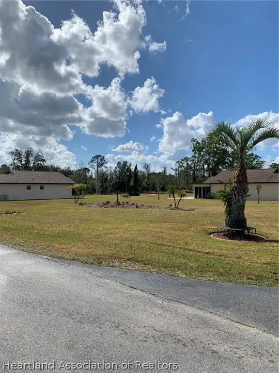 76 Venetian Parkway, Lake Placid, FL 33852 - Image #3