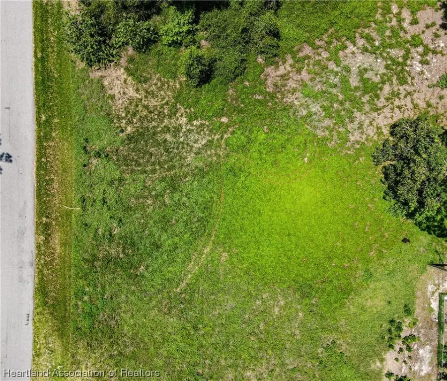 501 Serenade Terrace, Lake Placid, FL 33852 - Image #3