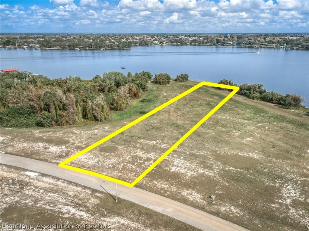 482 Sunset Pointe Drive, Lake Placid, FL 33852 - Image #1
