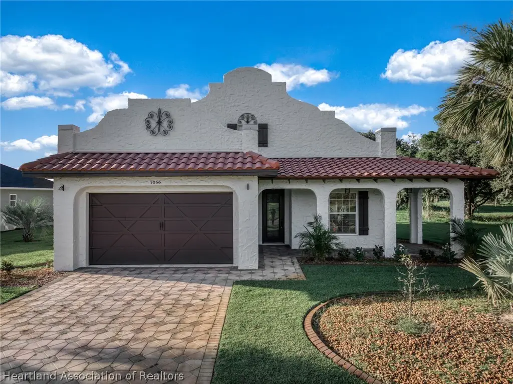 7066 Strafford Oaks Drive, Sebring, FL 33875 - Image #1