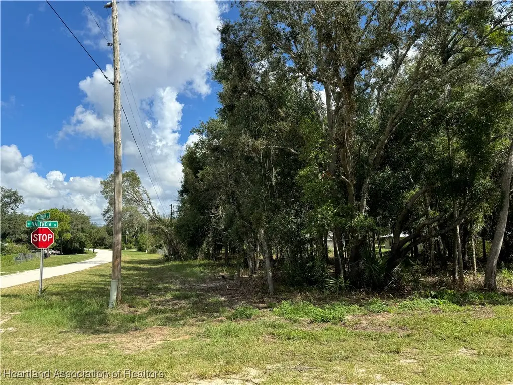 1820 N Valencia Drive, Avon Park, FL 33825 - Image #1