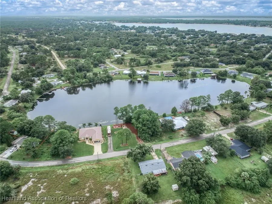 703 Lake Betty Drive, Lake Placid, FL 33852 - Image #3