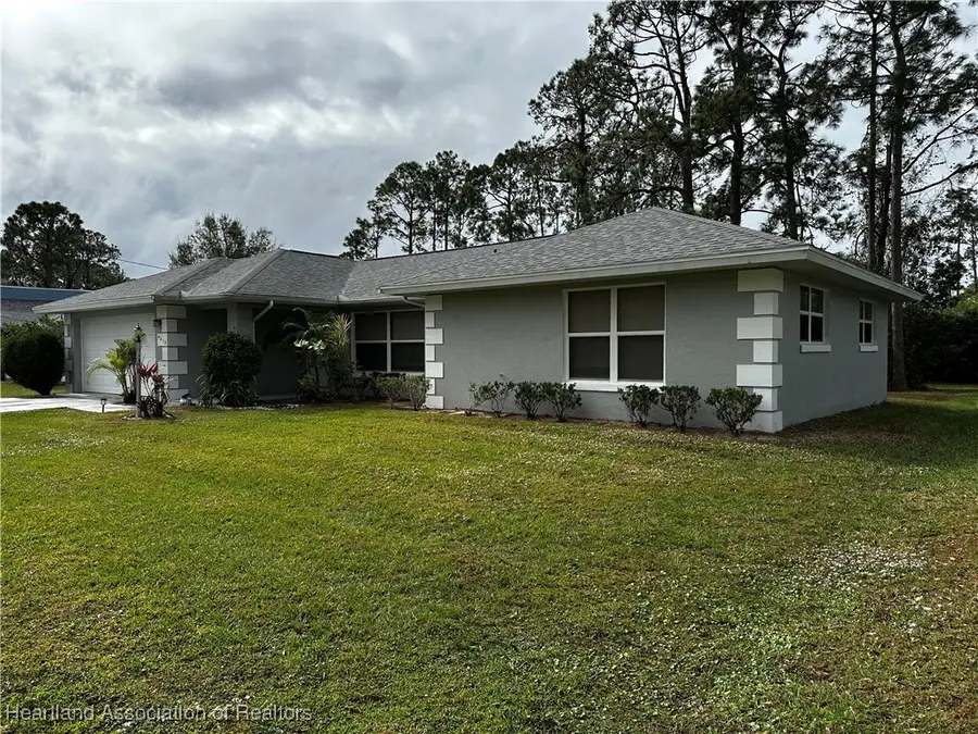 4213 Almeria Avenue, Sebring, FL 33872 - Image #2