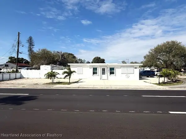 9590 NW 22 Avenue, Miami, FL 33147