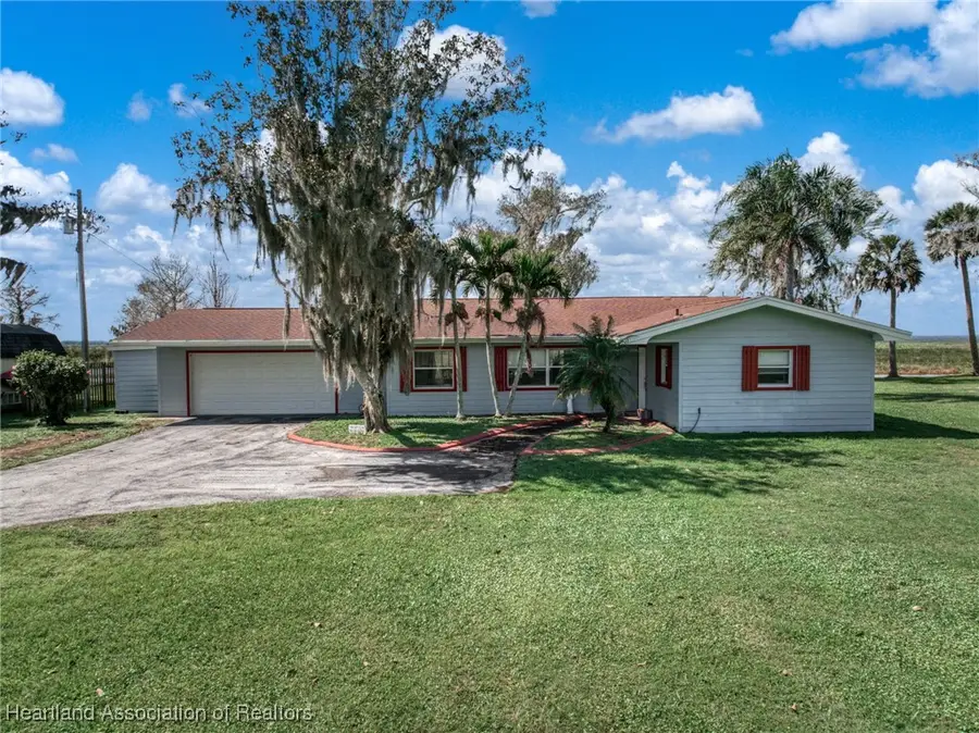 1317 Lakeshore Drive, Lorida, FL 33857 - Image #2