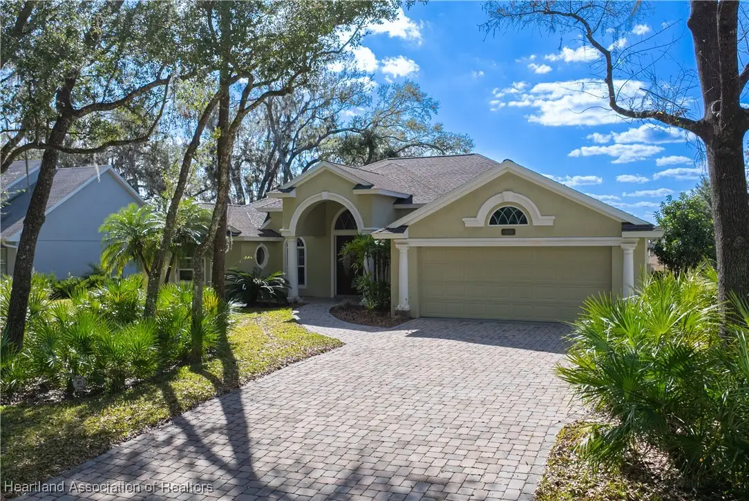 3886 Enchanted Oaks Lane, Sebring, FL 33875 - Image #1