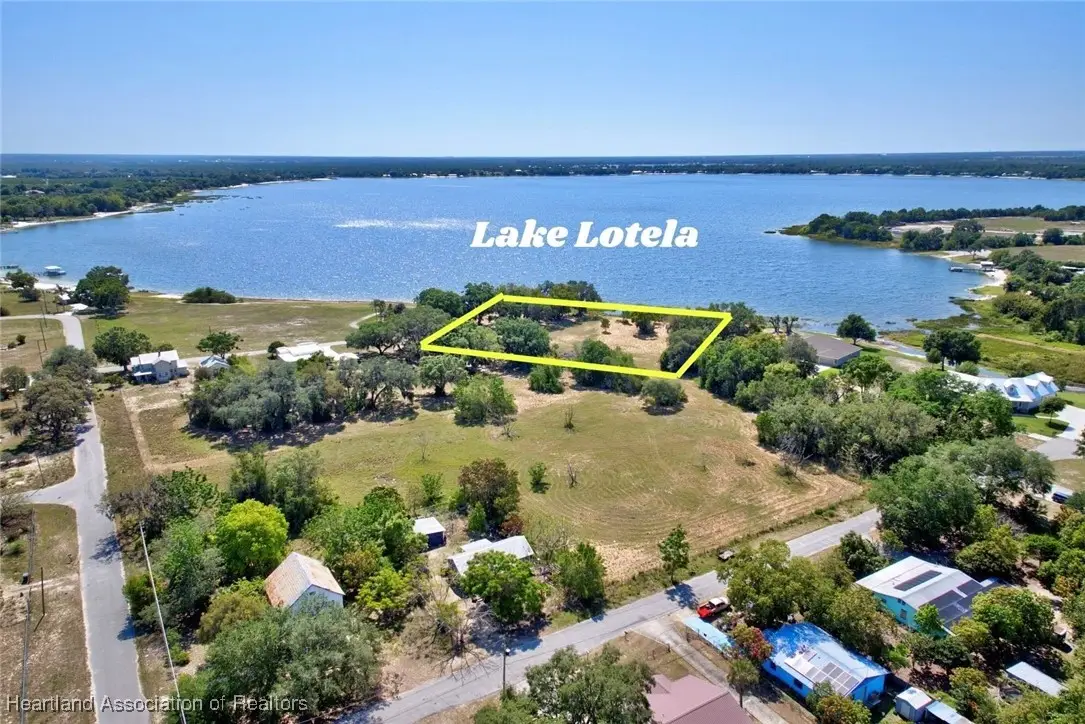 480 E Lakeview Drive, Avon Park, FL 33825 - Image #1