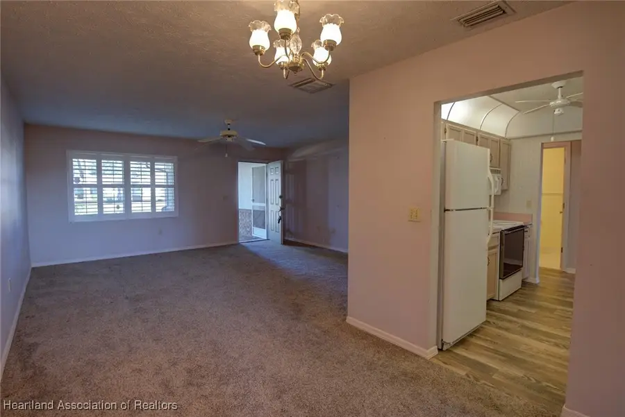 2527 Davis Circle, Sebring, FL 33870 - #2