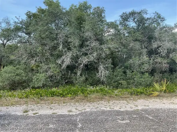 242 Crystal Lake Drive, Lake Placid, FL 33852