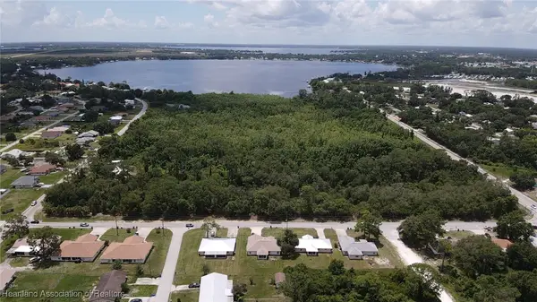 Address Withheld By Seller, Sebring, FL 33870