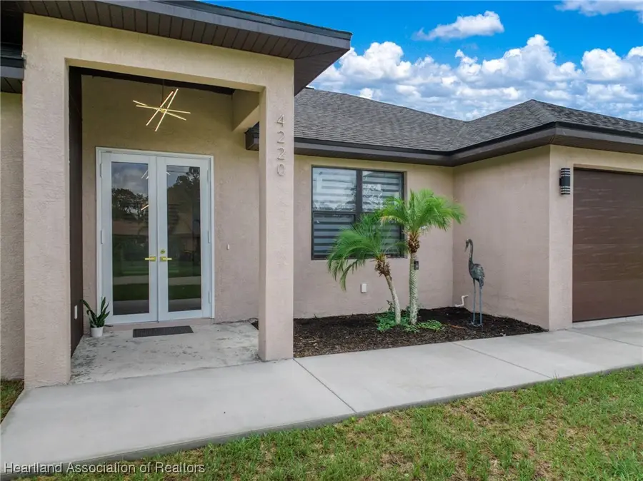 4220 Almeria Avenue, Sebring, FL 33872 - Image #2