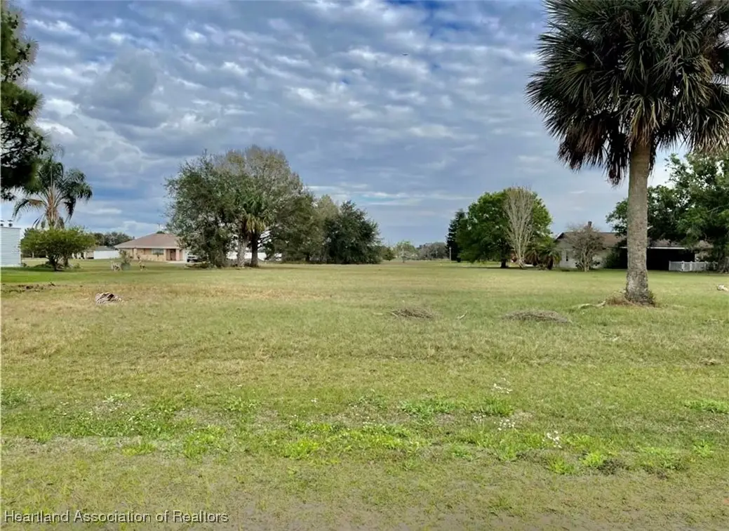1033 Duane Palmer Boulevard, Sebring, FL 33876 - Image #1