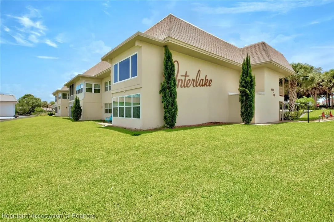 400 Lake Clay Drive S, Lake Placid, FL 33852 - Image #1