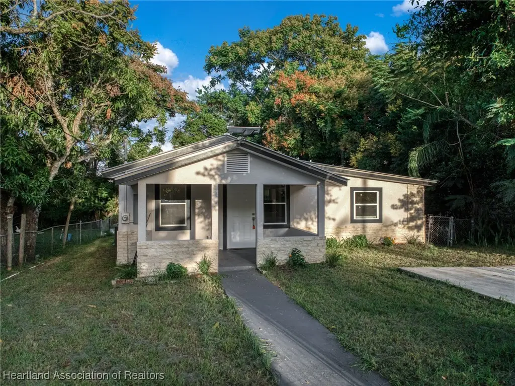 129 Flippen Avenue, Avon Park, FL 33825 - #1