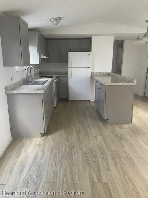 2273 Kansas Street, Sebring, FL 33870 - Image #2