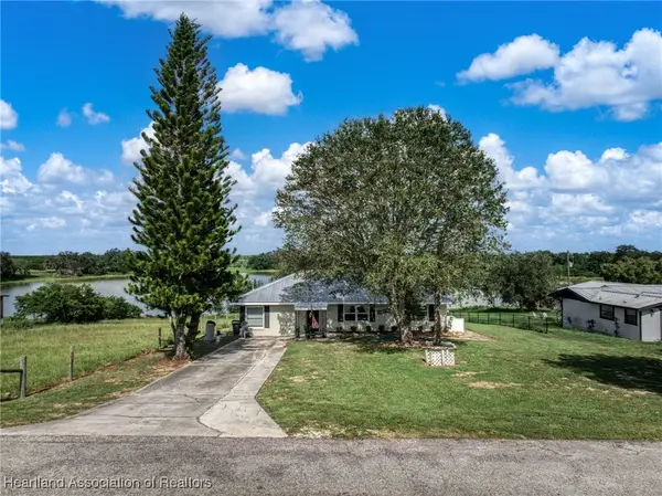 826 N Fox Lake Road, Avon Park, FL 33825