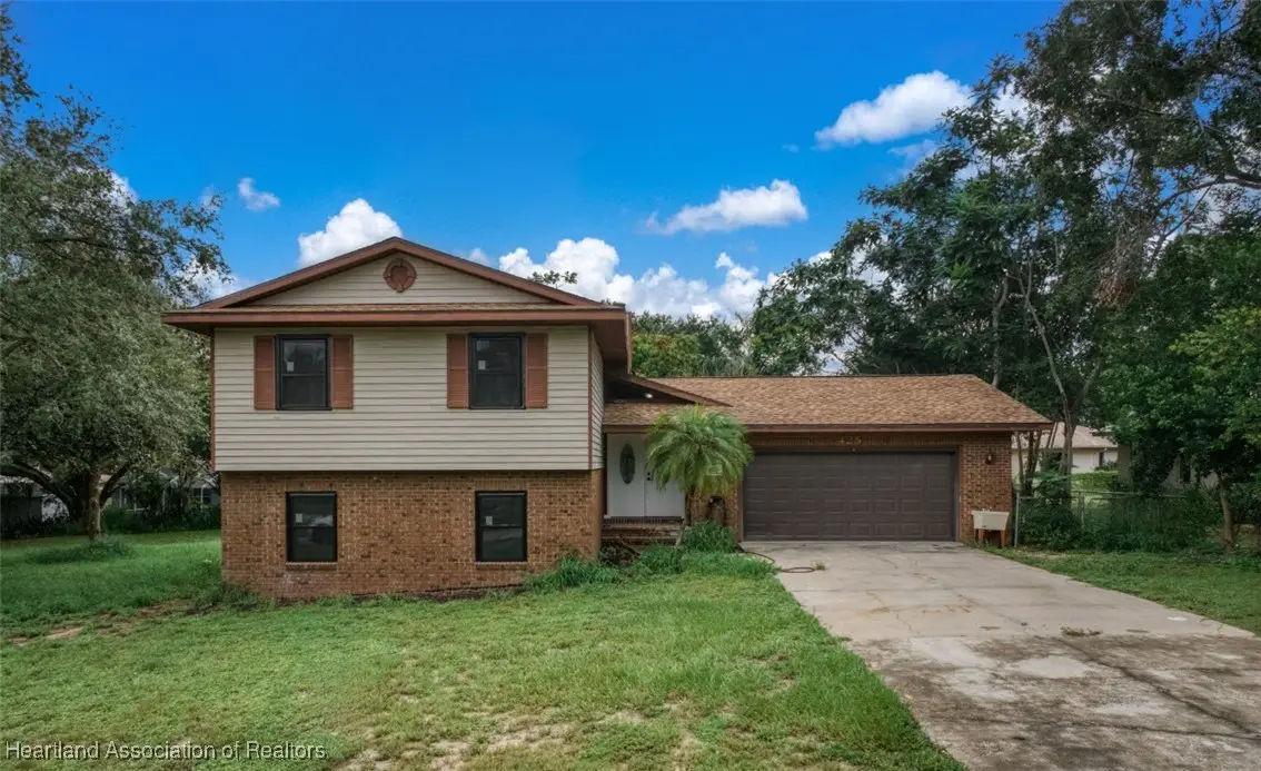 425 Taseschee Drive, Sebring, FL 33870 - Image #1