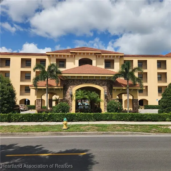 2351 Lakeview Drive #114, Sebring, FL 33870