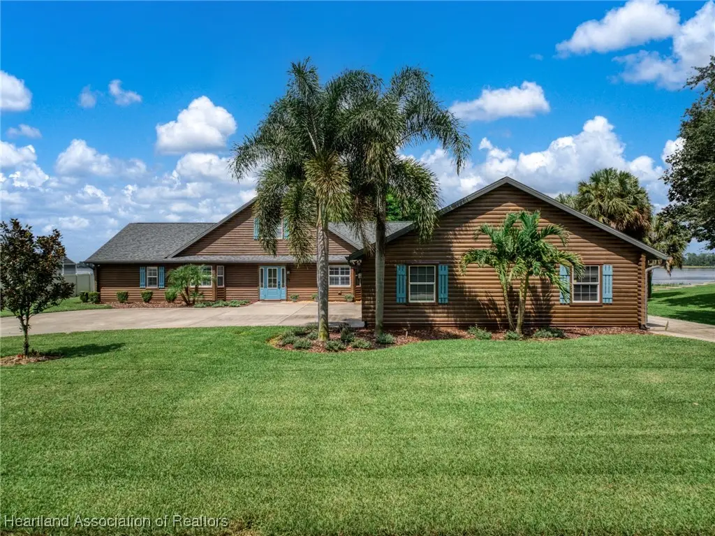 160 S Huntley Drive, Lake Placid, FL 33852 - Image #1