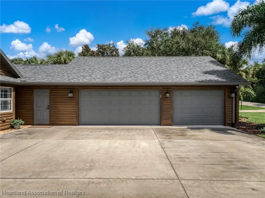 160 S Huntley Drive, Lake Placid, FL 33852 - Image #3