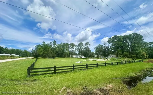 7218 Burkett Avenue, Sebring, FL 33875