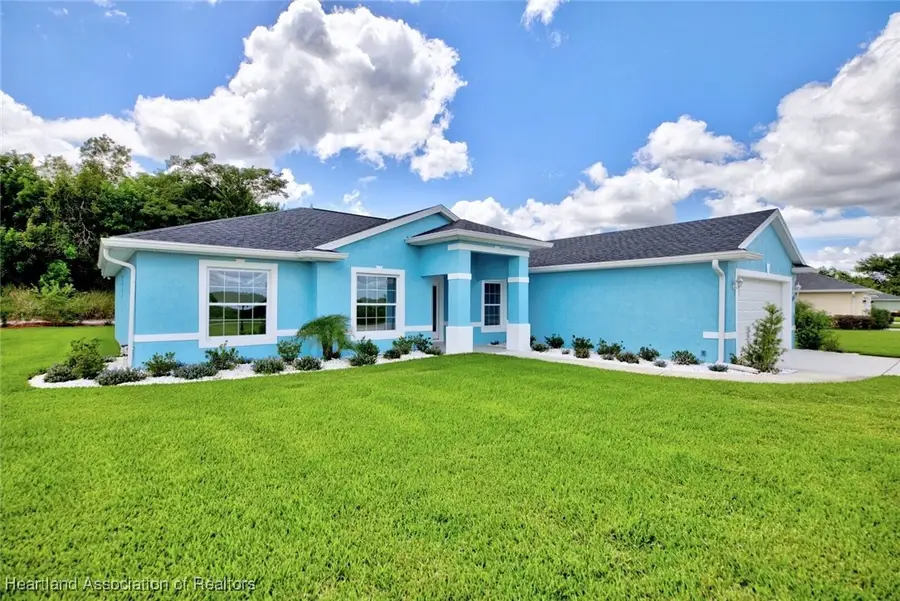 124 Clinton Avenue, Lake Placid, FL 33852 - Image #3