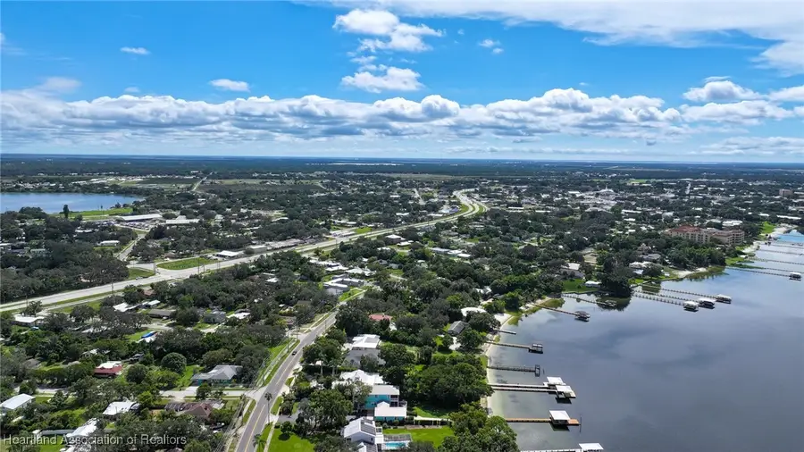 2571 Lakeview Drive, Sebring, FL 33870 - Image #3