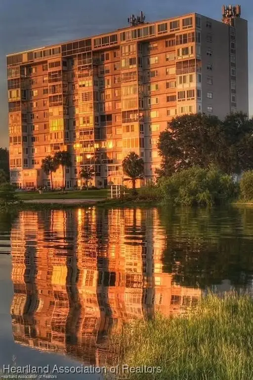 2131 Lakeview Drive #106, Sebring, FL 33870 - Image #2