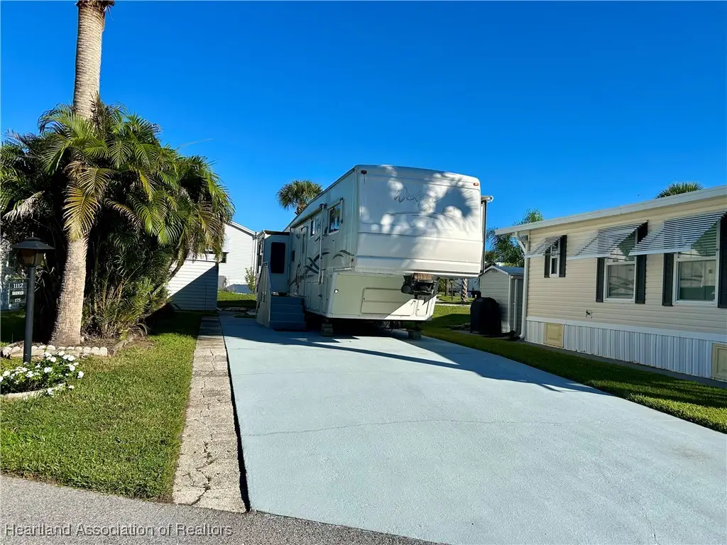 1112 Feather Lane, Bowling Green, FL 33834 - #1