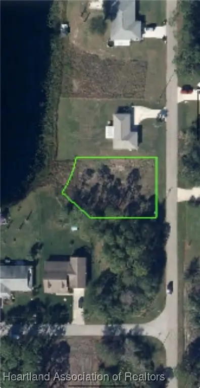 277 Bimini Street Ne, Lake Placid, FL 33852 - Image #1