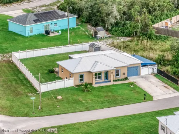 920 Tea Rose Street, Lake Placid, FL 33852