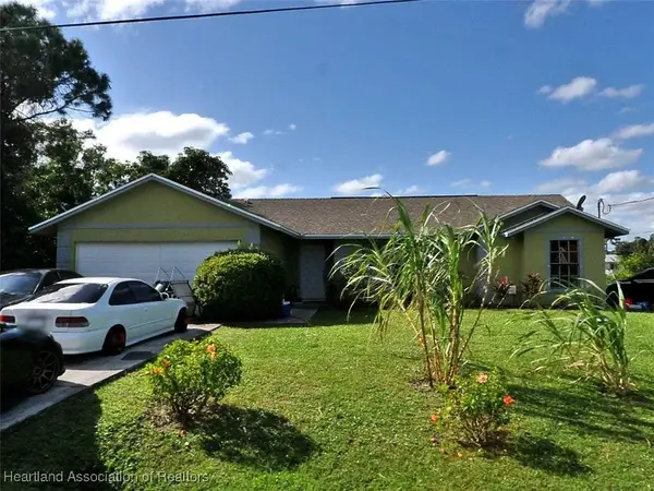 2308 SE West Blackwell Drive, Port St Lucie, FL 34952