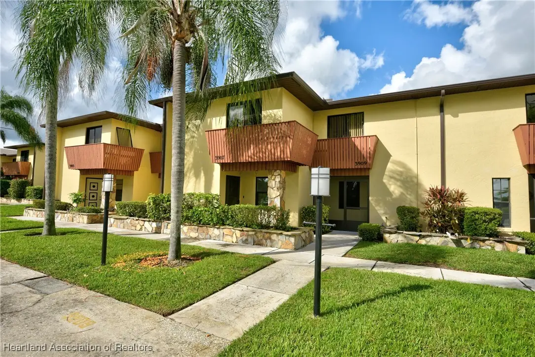 3907 Edgewater Drive, Sebring, FL 33872 - Image #1