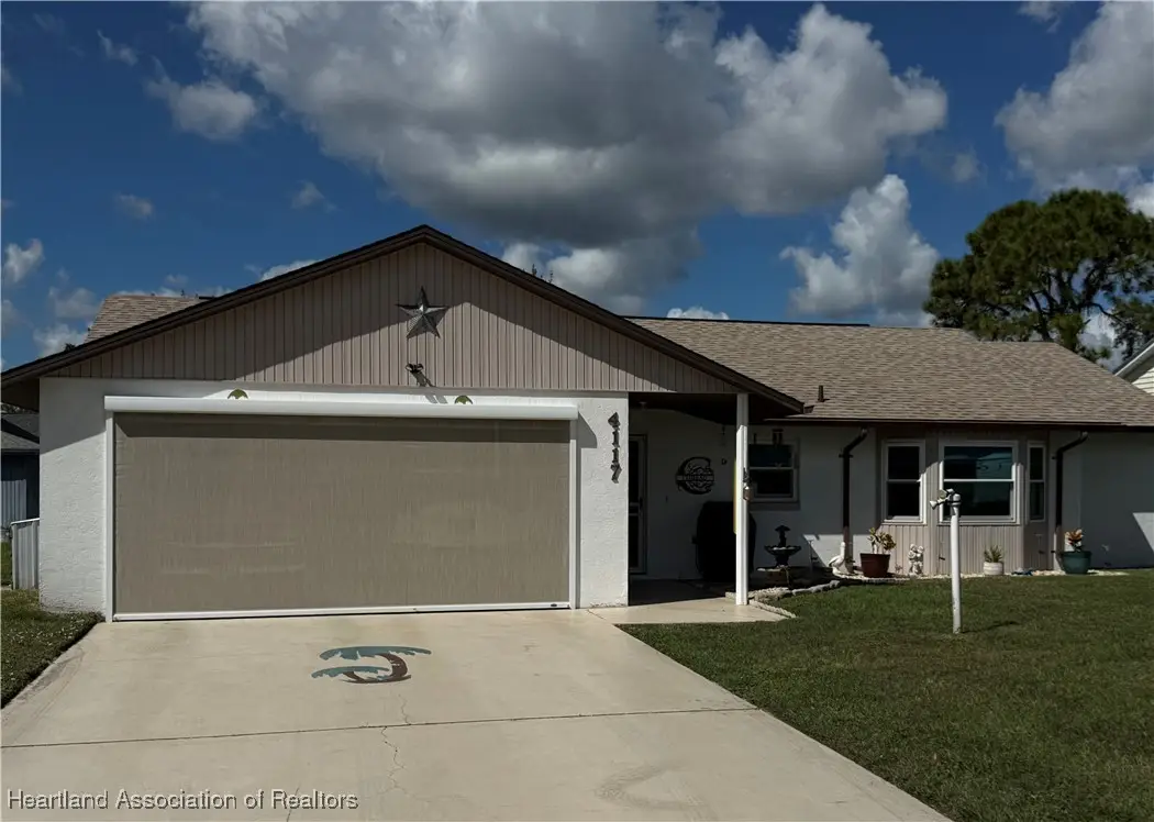 4117 Thompson Avenue, Sebring, FL 33875 - Image #1