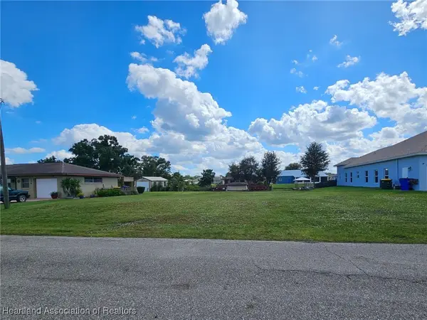 137 Citrus Road Ne, Lake Placid, FL 33852