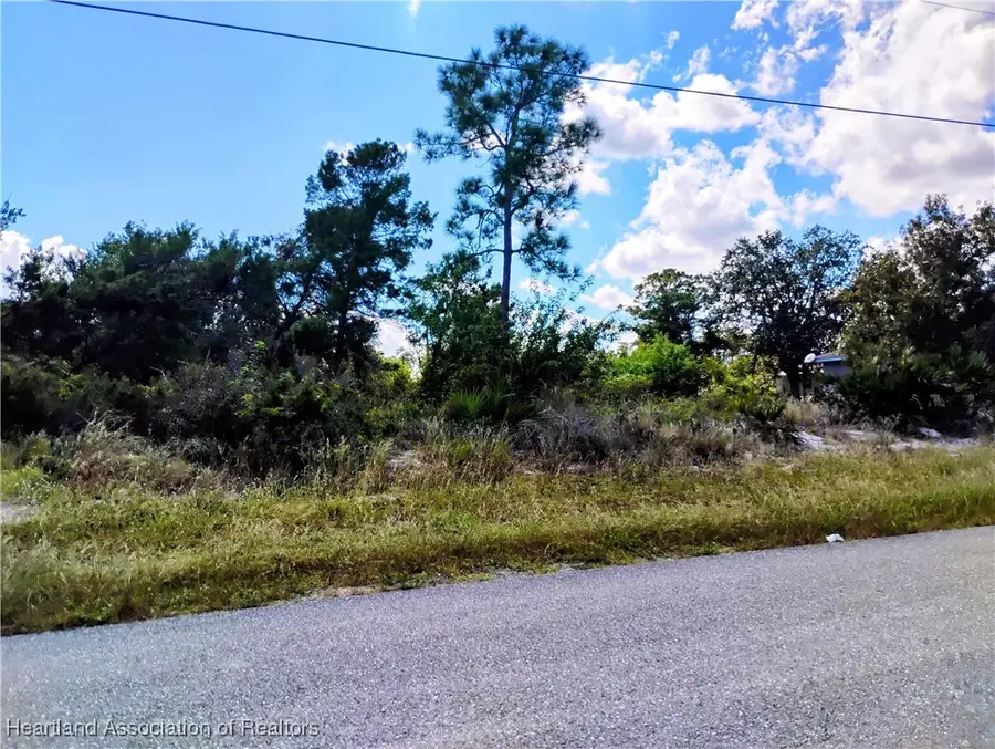 355 Chicago Way Ne, Lake Placid, FL 33852 - Image #2