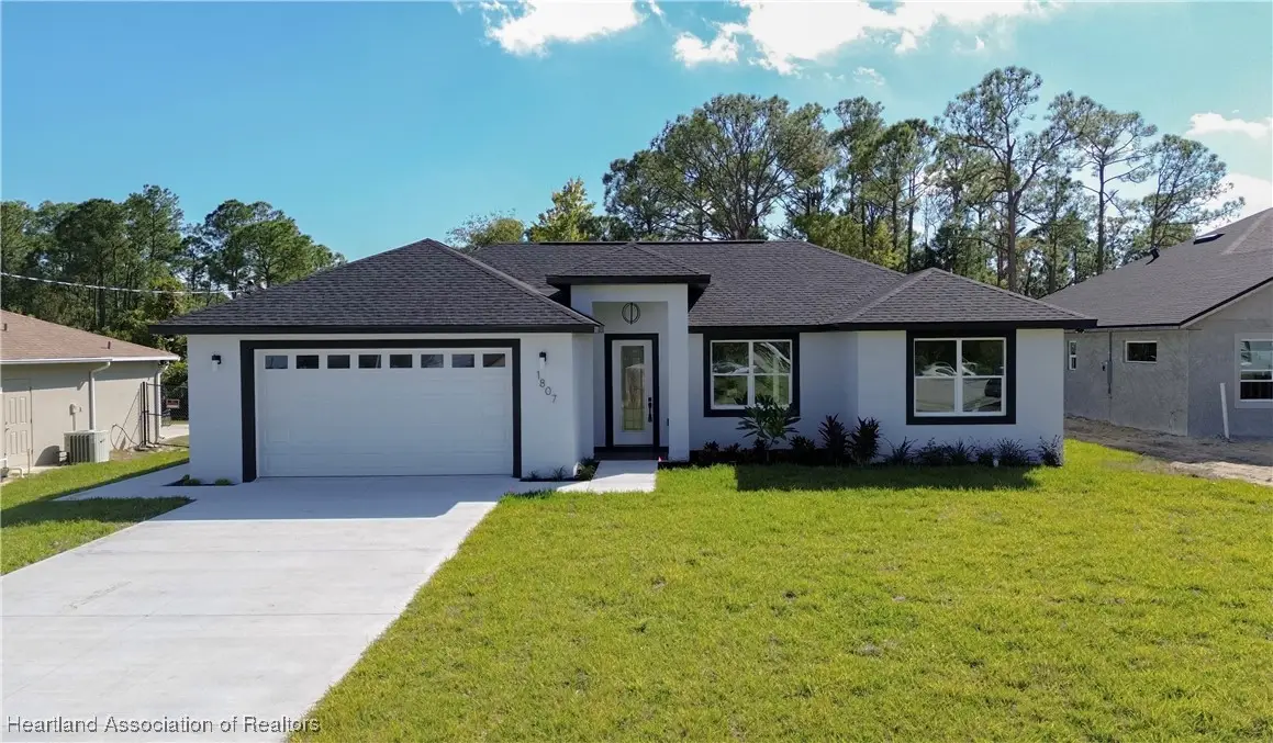 1807 Azalea Terrace, Sebring, FL 33875 - #1